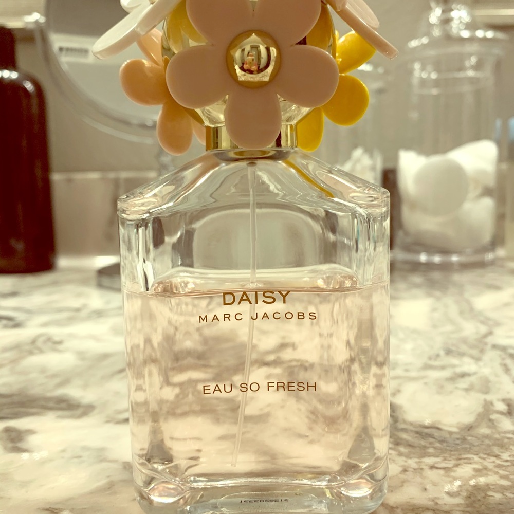 Marc Jacobs Daisy